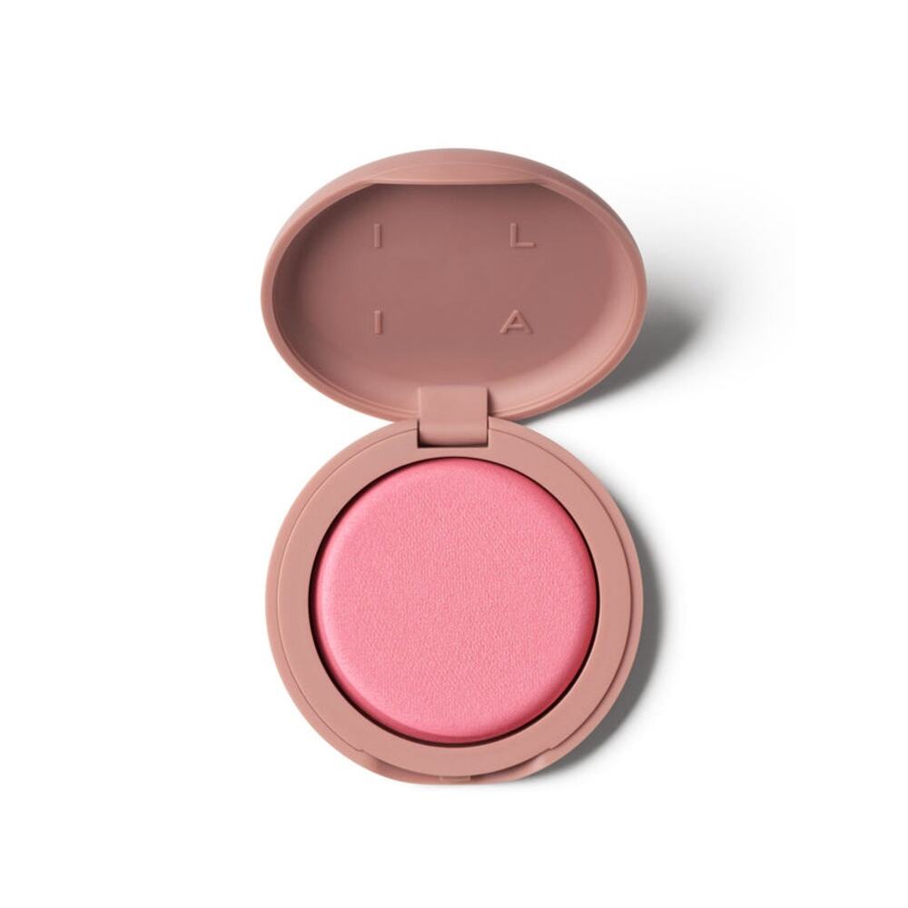 ILIA Beauty Soft Focus Blurring Blush in Closer